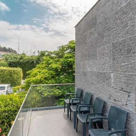 Villa Star With Private Heated Pool In Funchal (Madeira)