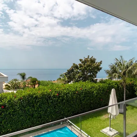 Star With Private Heated Pool In * Funchal (Madeira)